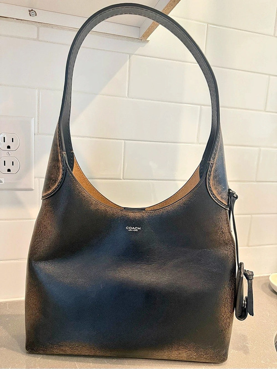 Coach Handbags - Coach Brooklyn 28 shoulder bag in Loved Leather w/ insert and extra Coach charm